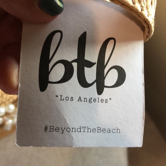NWT B2B LA Straw Tote Social Distancing w/ pearl lettering beach bag - Picture 5 of 10